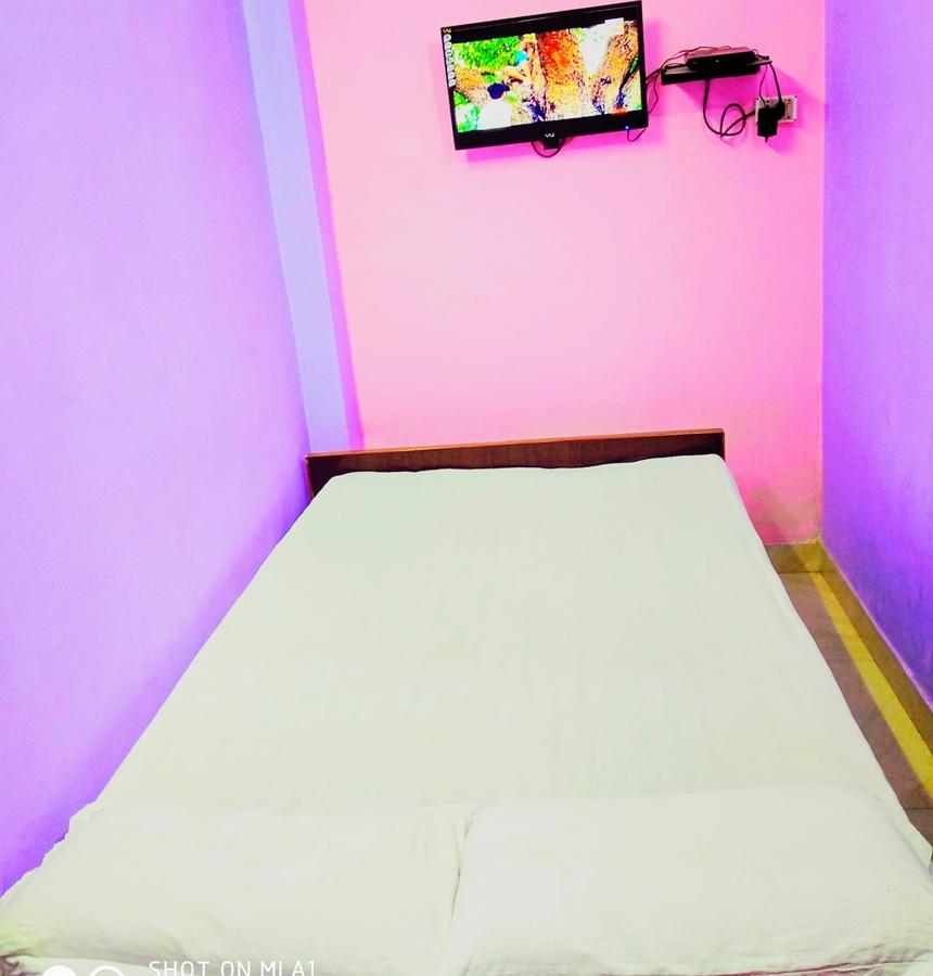 Shree Sai Paying Guest House 瓦拉纳西 客房 照片